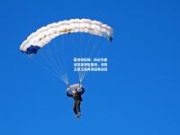 雷竞技官网：纳达尔鏖战五盘惊险晋级，法网卫冕之路再添经典战役